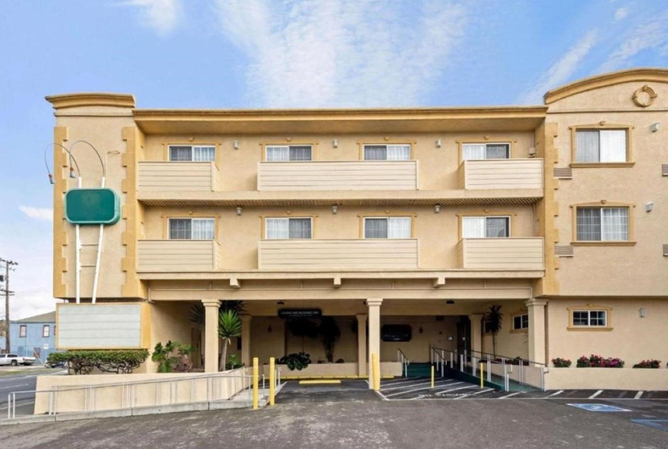 University Inn & Suites Berkeley Exterior photo